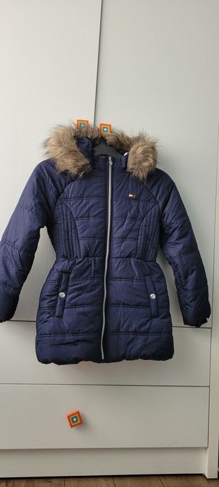 Tommy Hilfiger 10-12 ani noua