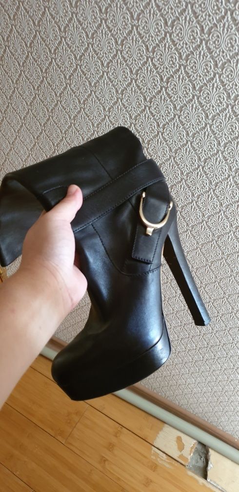 Осенние сапоги gucci