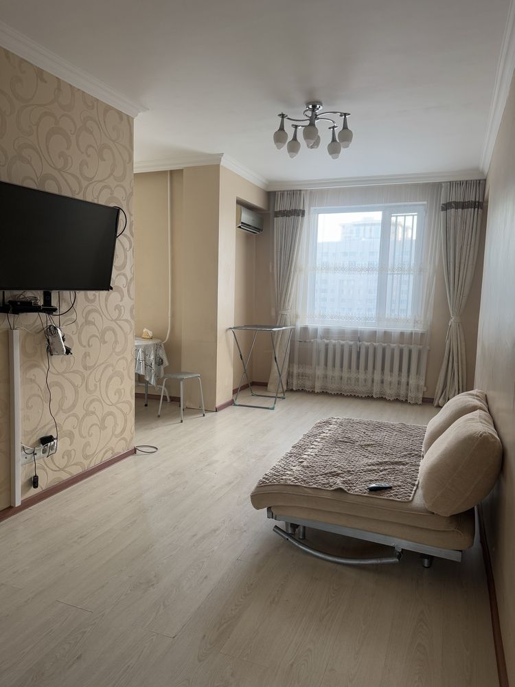 Продается диван б/у