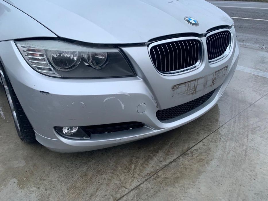 Dezmembrez bmw seria 3 e90 330 d/bmw e90 seria 3/faruri/usi/stop/