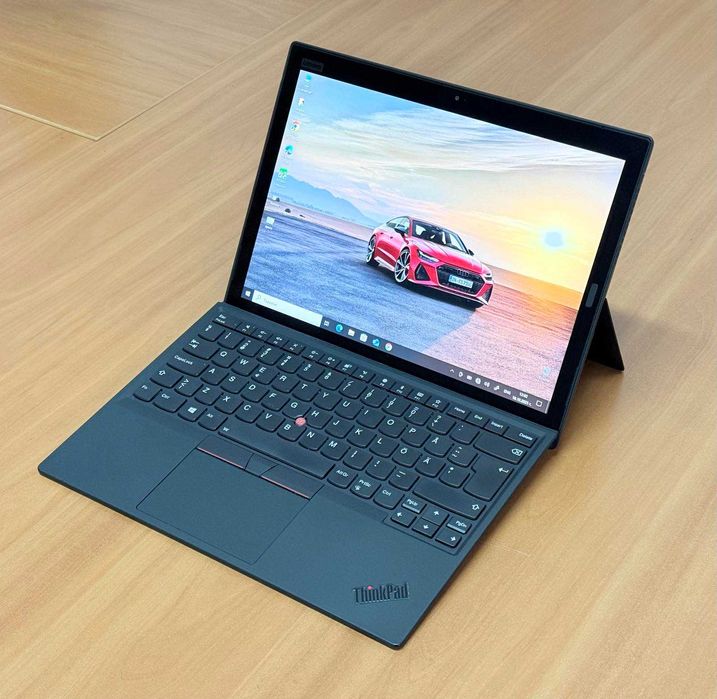 CORE i7-8650U/16GB/256GB SSD/LTE/Lenovo X1 Tab G3 2 in 1 Touch 3K Res