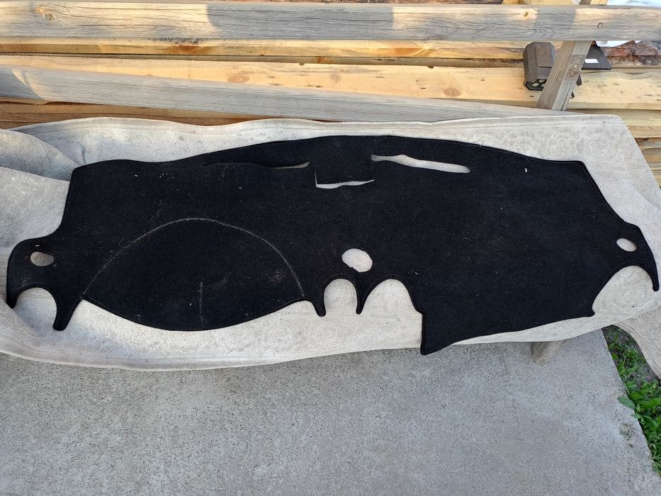 Продам коврик на панель