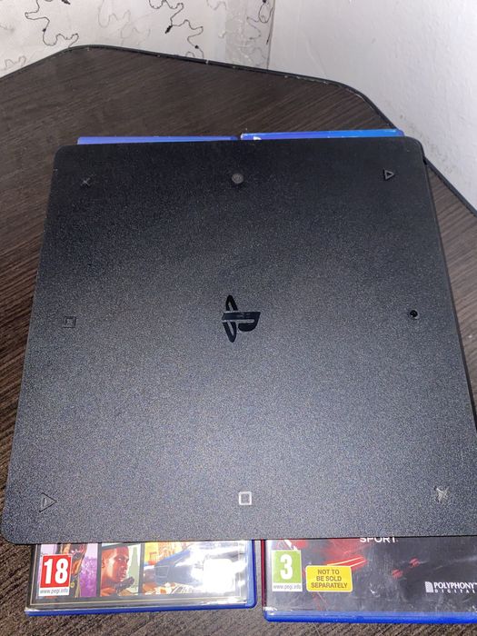 PlayStation 4 1TB