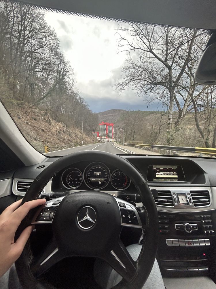 Vând/Schimb Mercedes-Benz E-class 2014