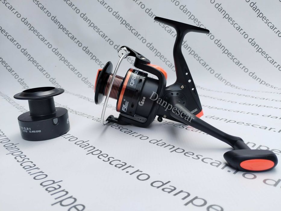 SET 4 Mulinete FL QFB6000 6 rulmenti pentru crap si DIVERSE CULORI