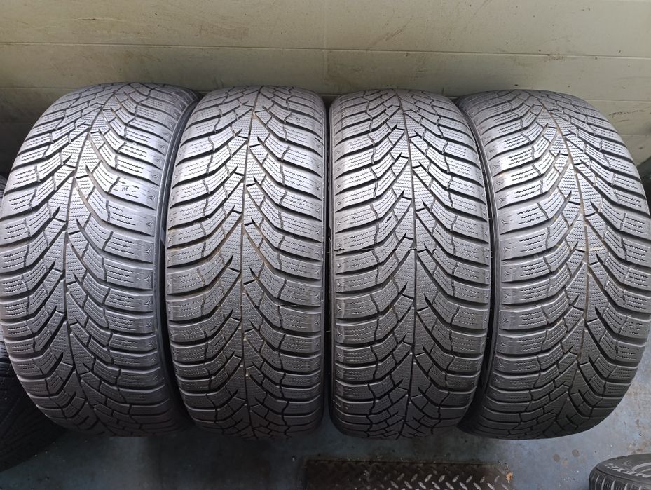 Anvelope de iarnă 215 55 17 Kumho dot 2023