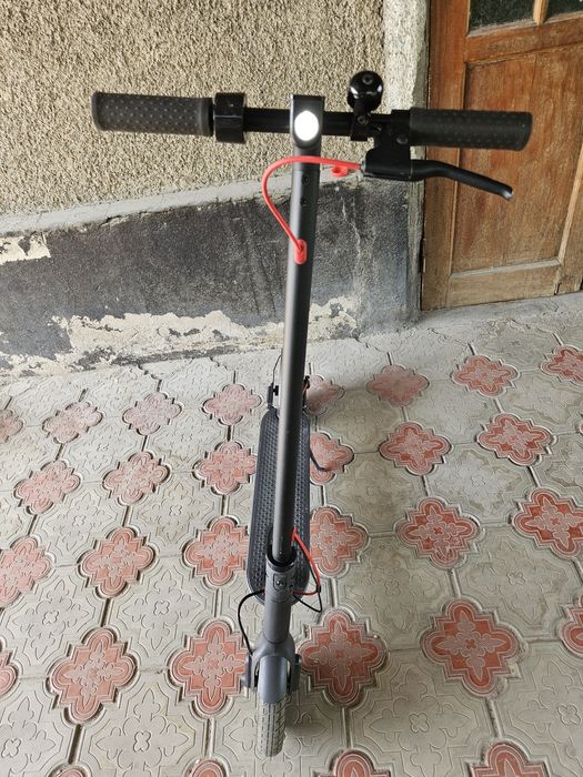 Xiaomi Mija Electric Scooter Pro 300w..