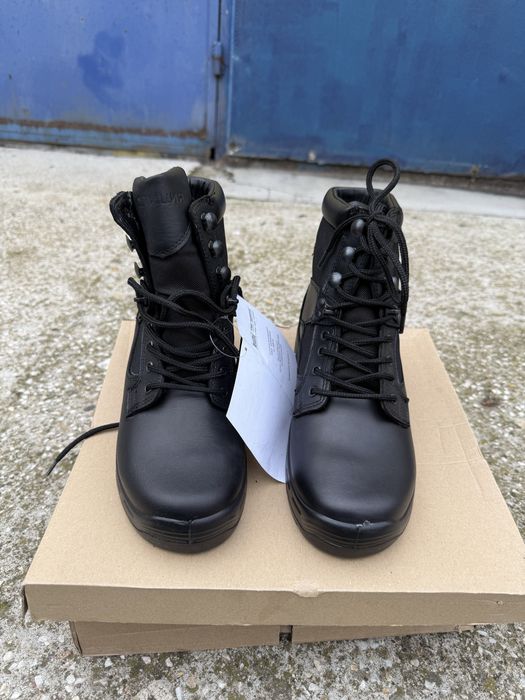 Полицейски кубинки