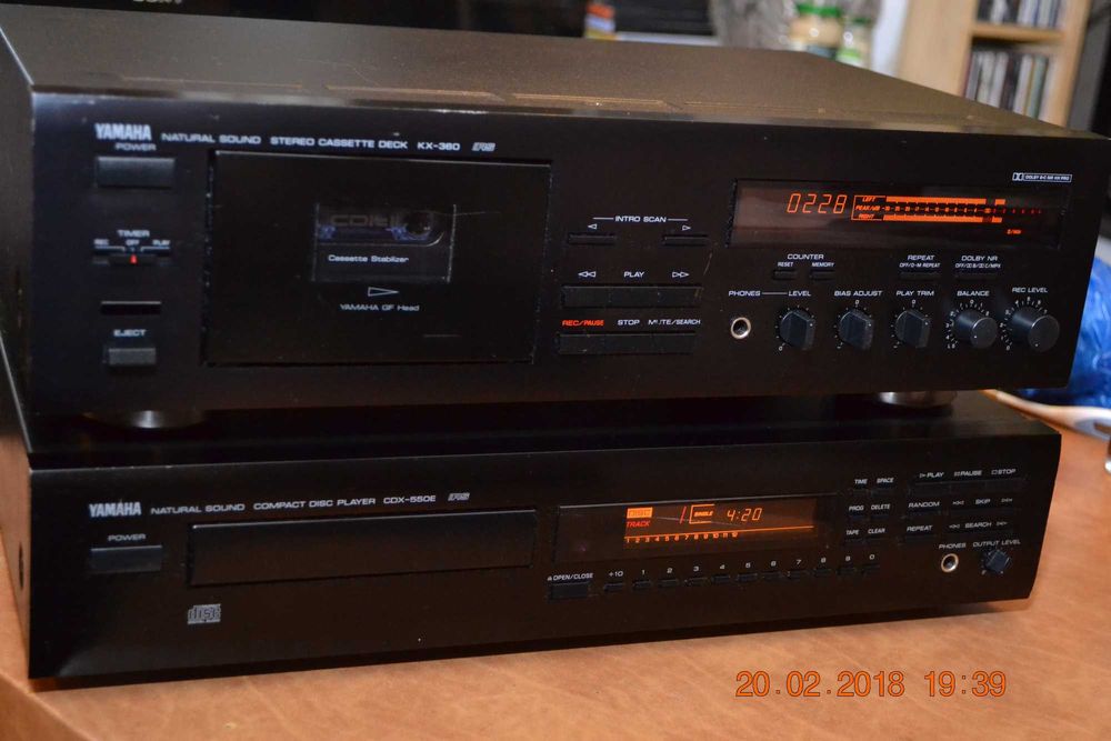 Yamaha  Cassette Player KX-360 si CD Player CDX-550E