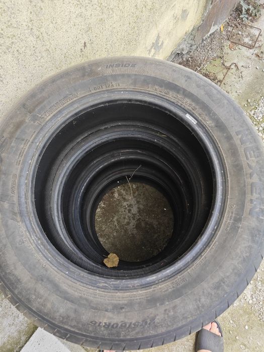 Vând cauciucuri Nexen 205/60/R16
