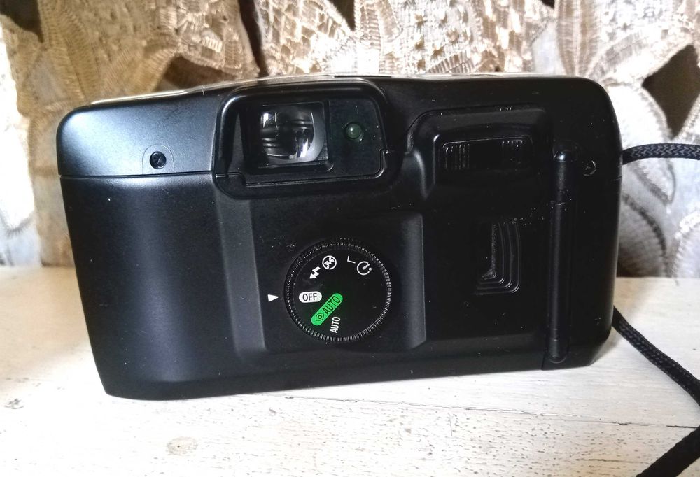 Canon Prima zoom shot плёночный фотоаппарат