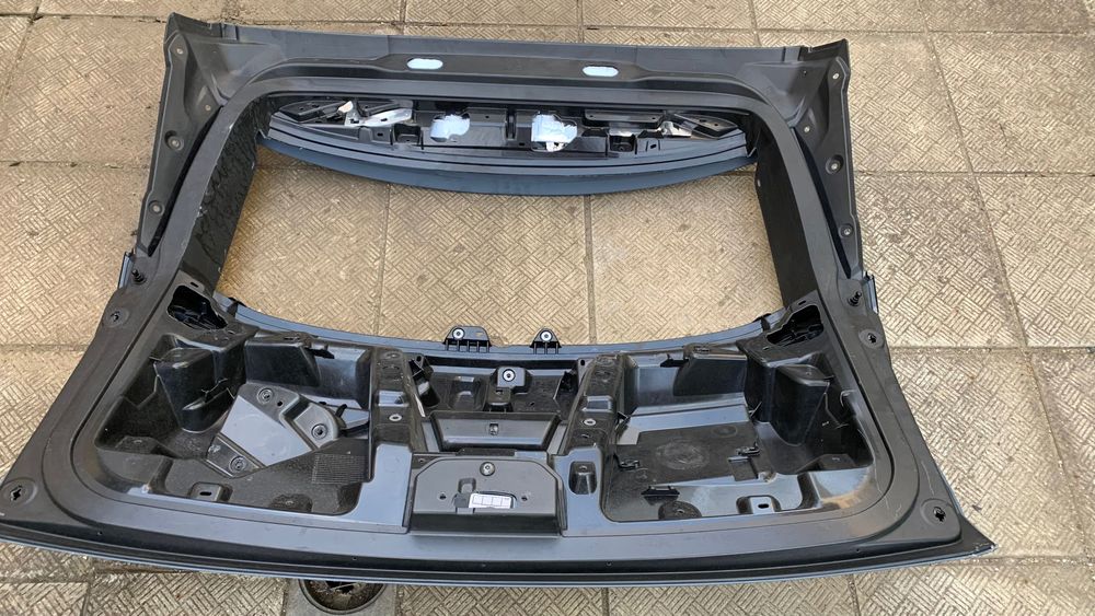 Заден капак за Пежо / Peugeot 3008