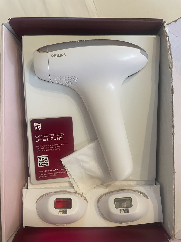 Фотоепилатор Philips Lumea