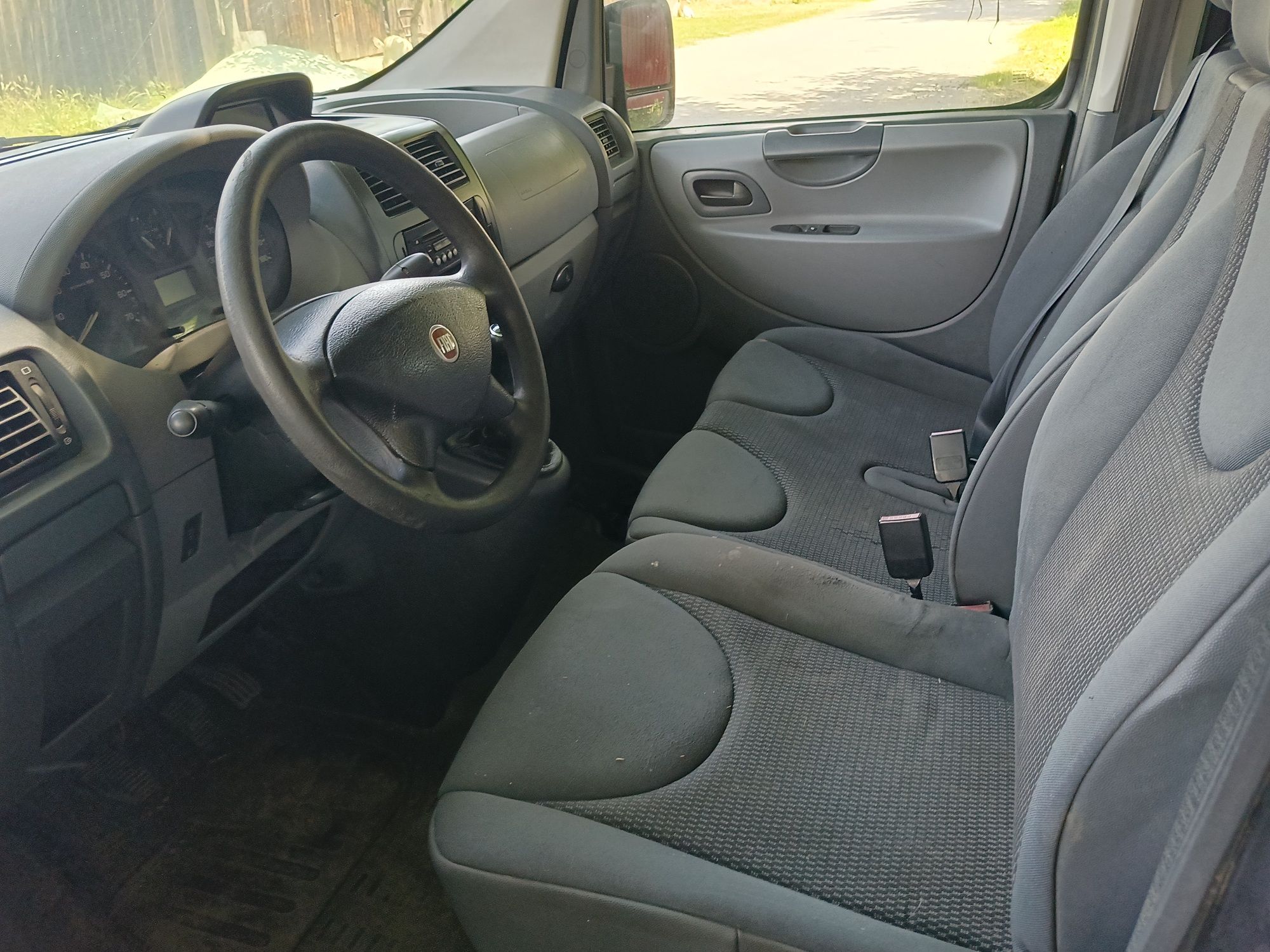 Duba Fiat scudo 8+1  similar cu Peugeot expert