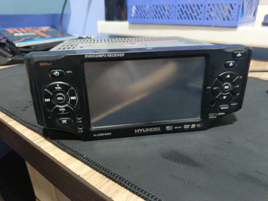 Продам магнитолу Hyundai H-CMD 4003