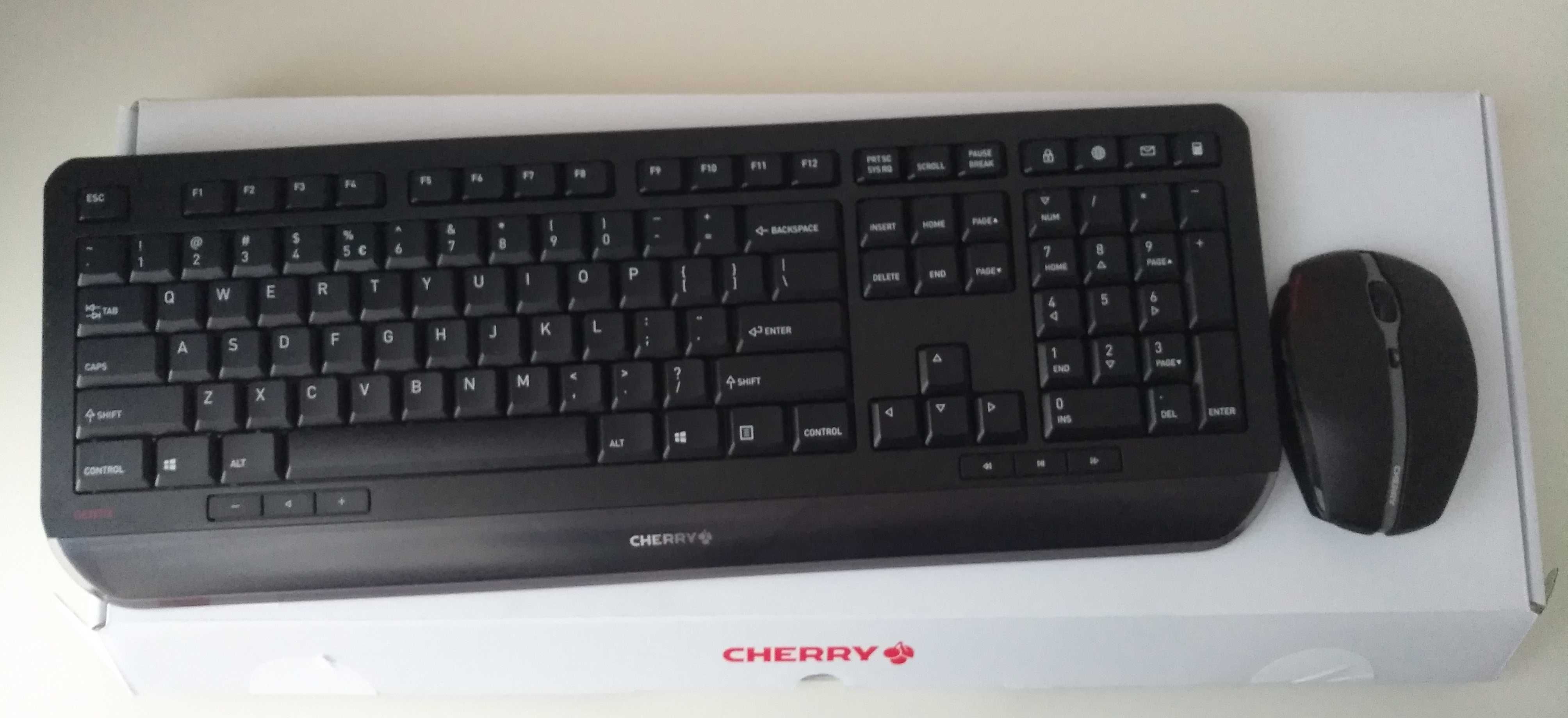 Cherry Gentix Ергономична безжична клавиатура и мишка комплект - нови