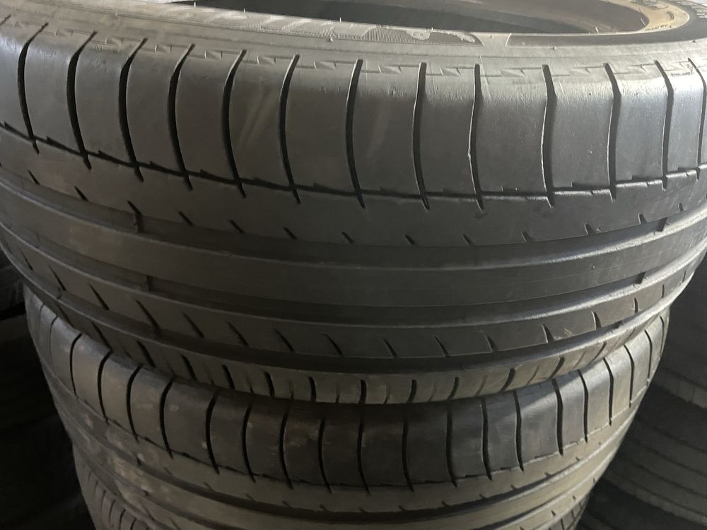 Продам шины 235/55 R19