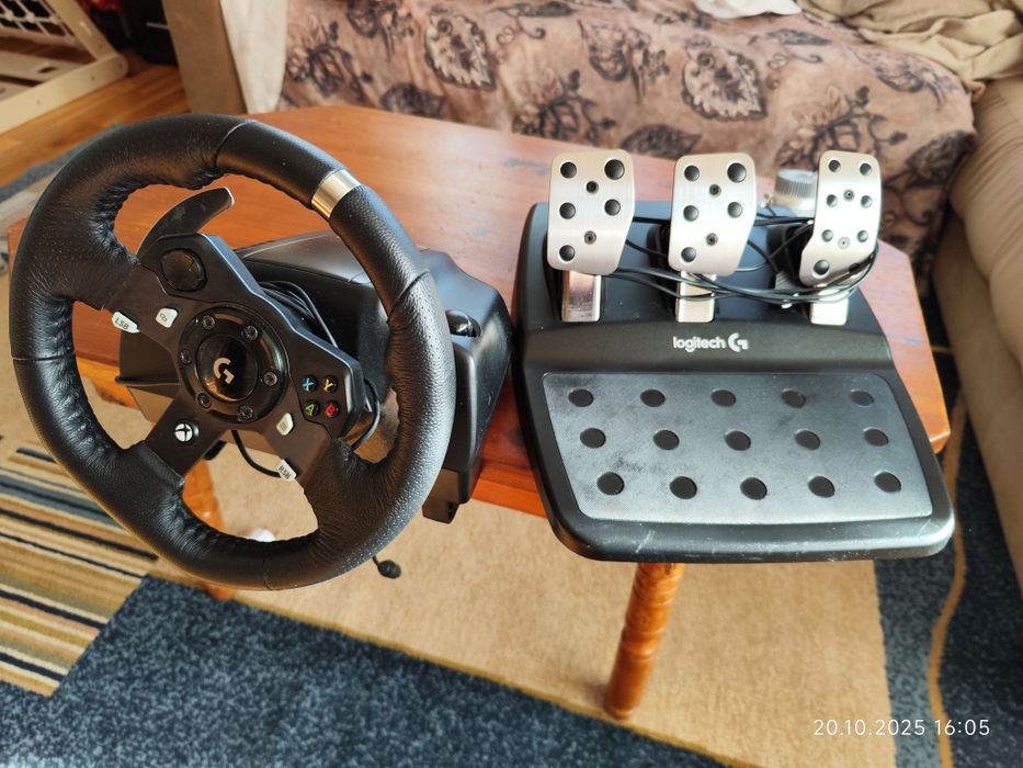 Гейминг волан и педали Logitech G920 Driving Force Racing Wheel
Резол