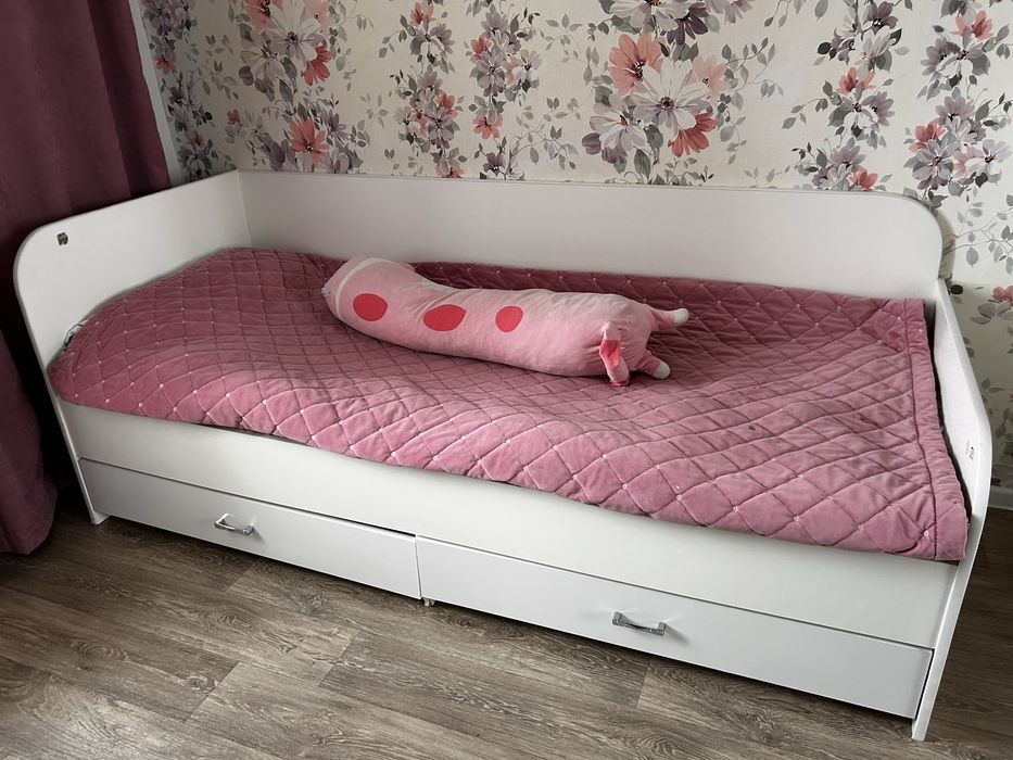 Продам подросковую кровать