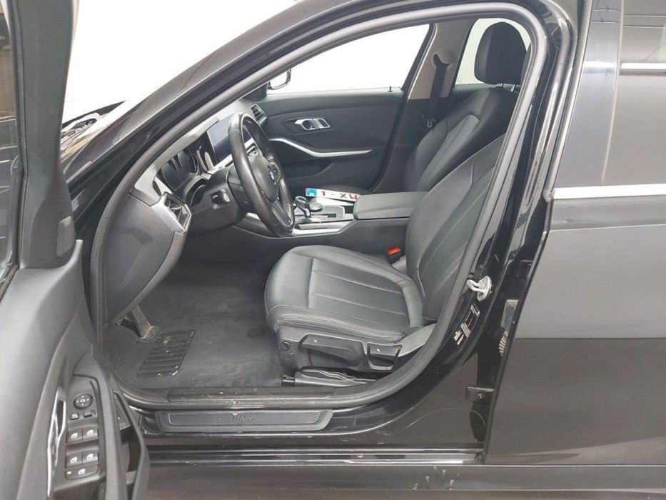 Vand BMW seria 3 motor 2.0, 150 CP, an 2020