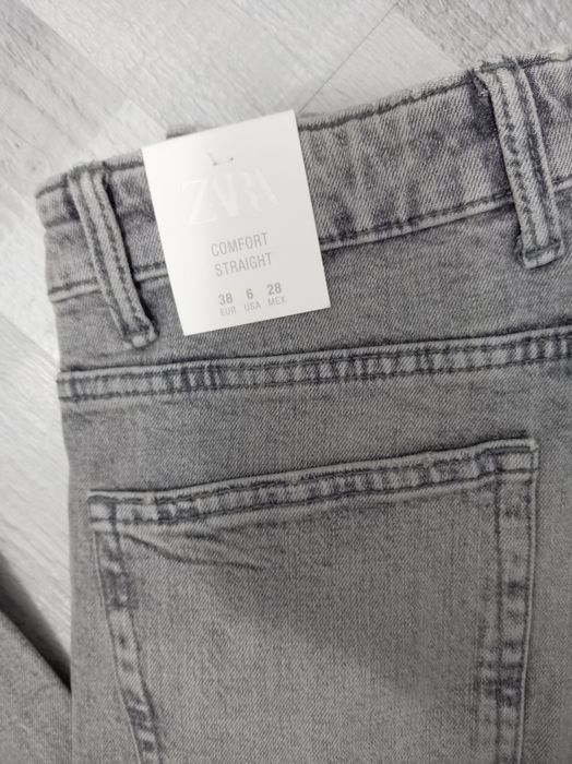 Blugi gri, mărime 38,marca Zara
