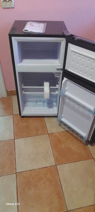 Frigidere de 72 litri.