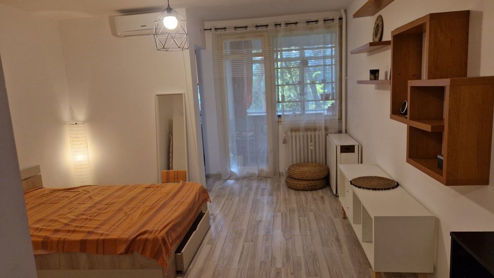 Inchiriez Garsoniera langa liceu Iulia Hasdeu