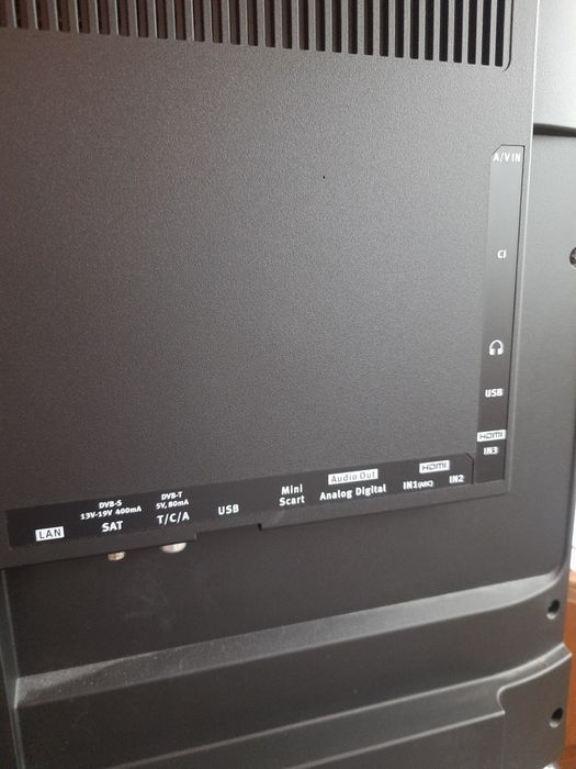 Televizor Metz planea 32