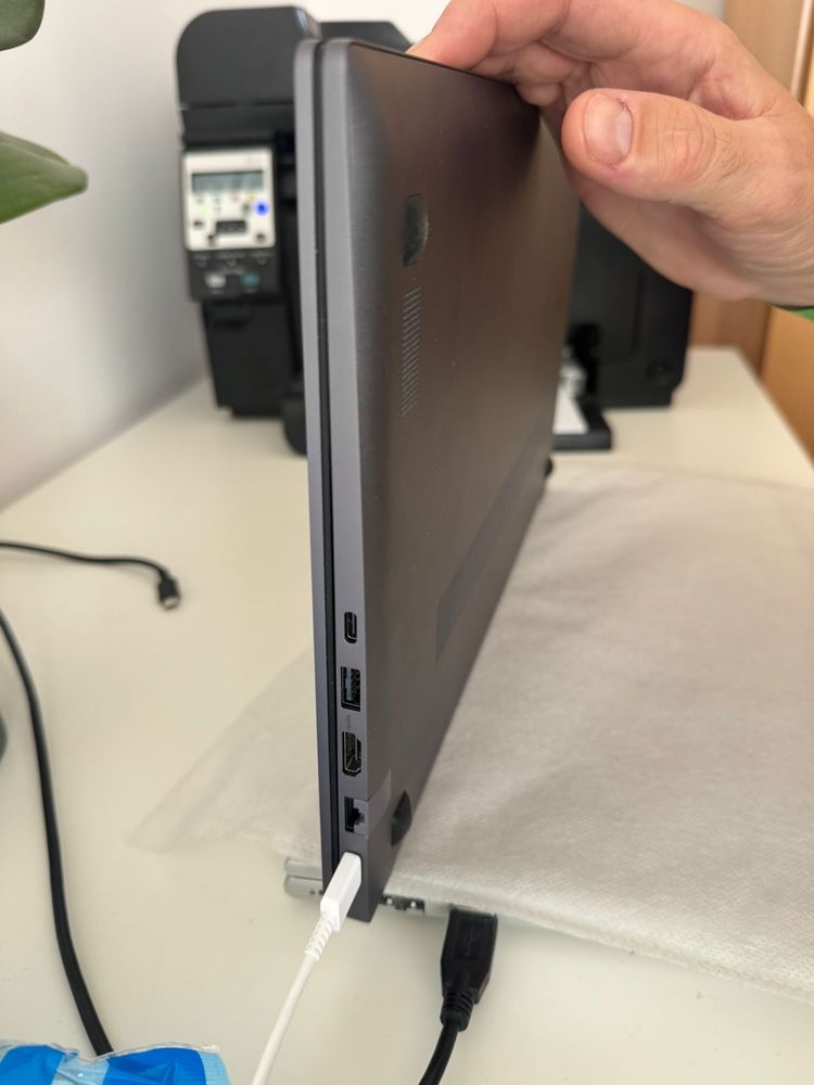 Laptop nou Samsung Galaxy Book4 15.6”