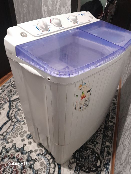 Рабочий стиральная машина