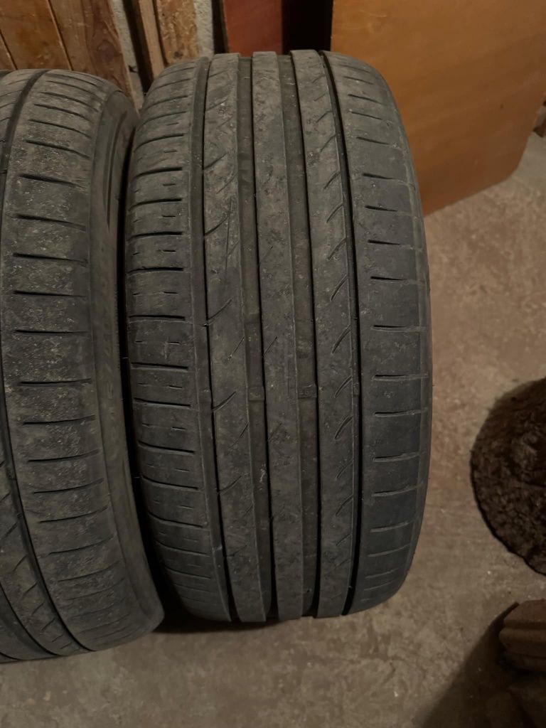 245 40 19 Летни гуми Tracmah Dot 1421