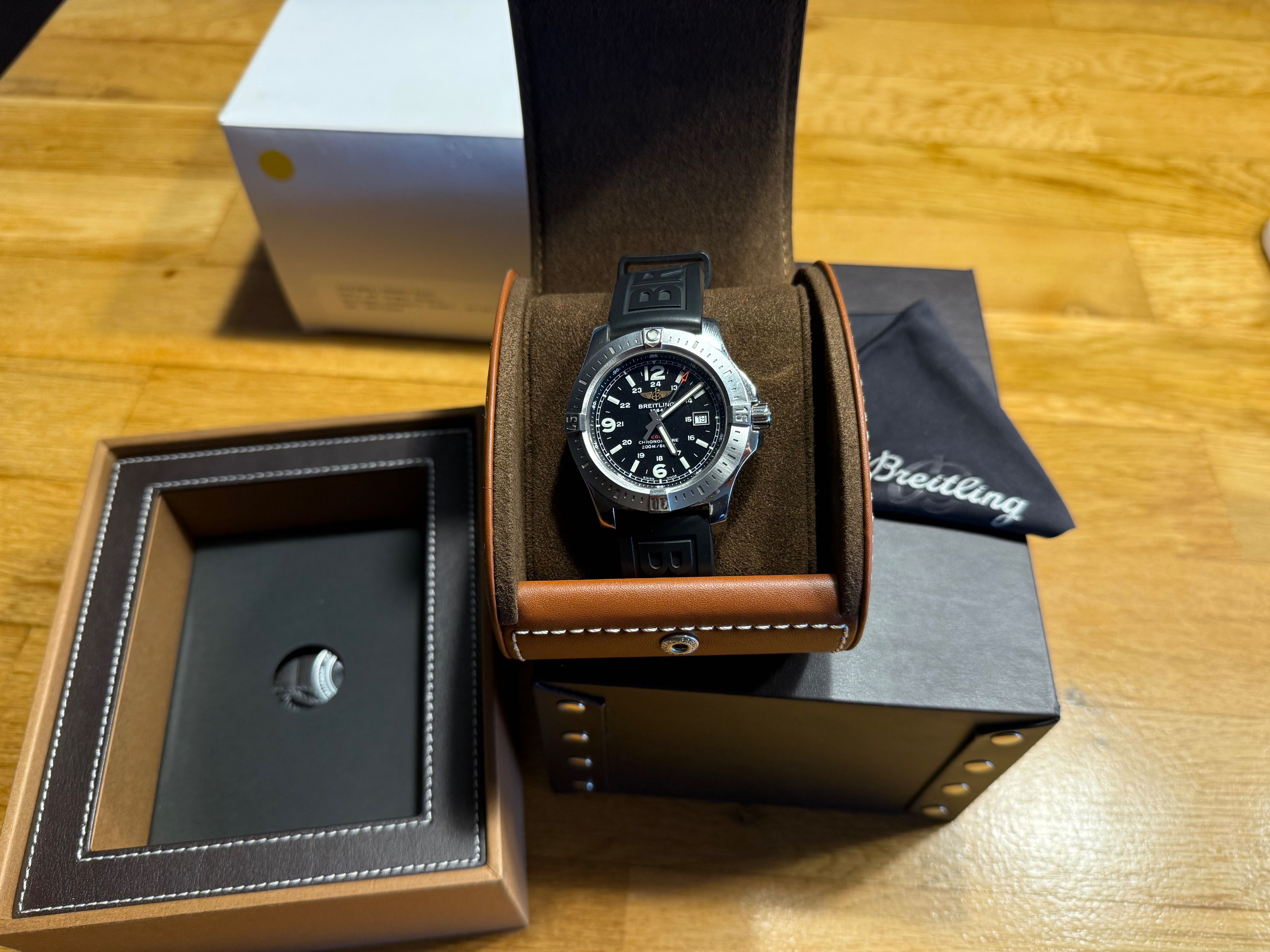 Breitling Colt Aviatic A74388 Оригинален, кутии и документи, 44mm, Нов