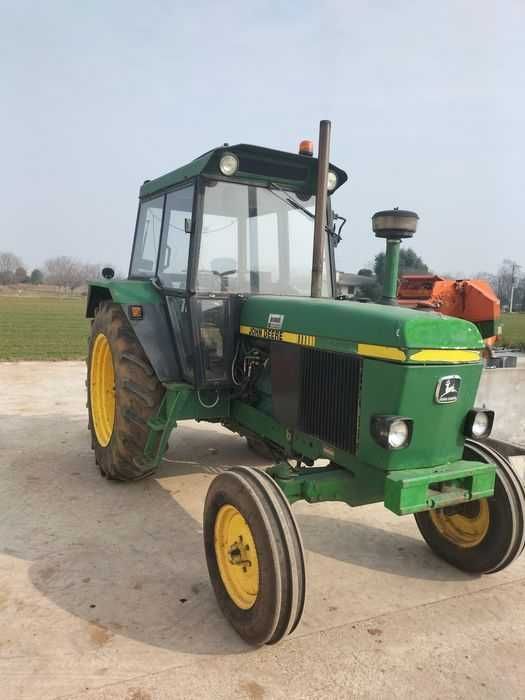 Tractor john deere model 3040