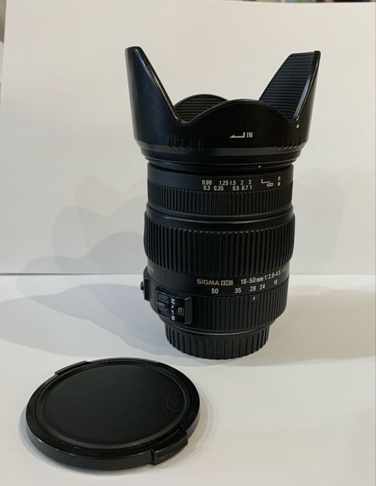 Обектив Sigma 18-50mm f/2.8-4.5 HSM