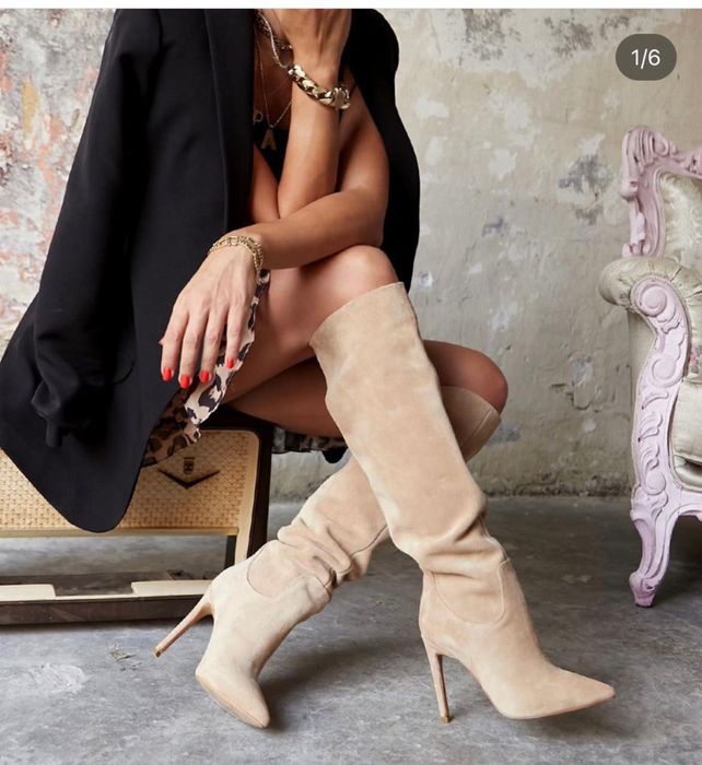 Продам новые сапоги замшевые