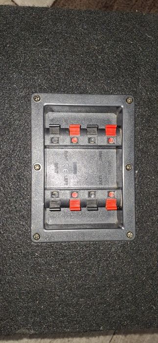 De vanzare subwoofer auto 250W