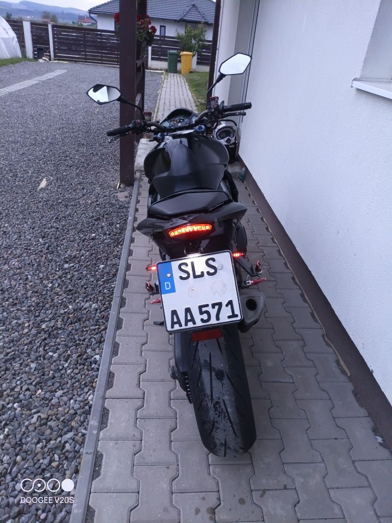 Honda cb 1000 rr