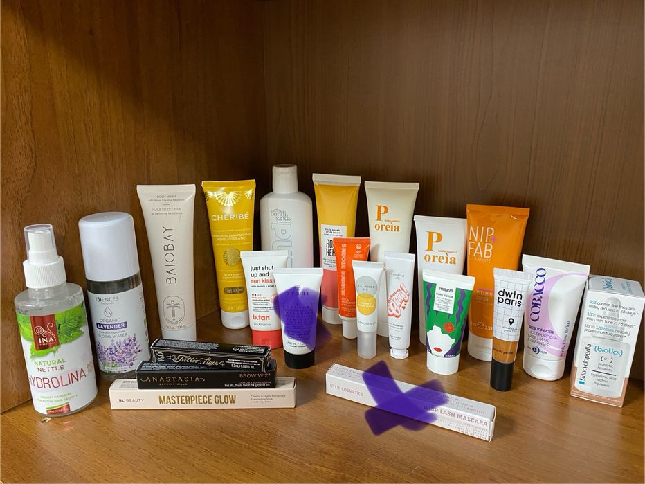 Нова неизползвана козметика