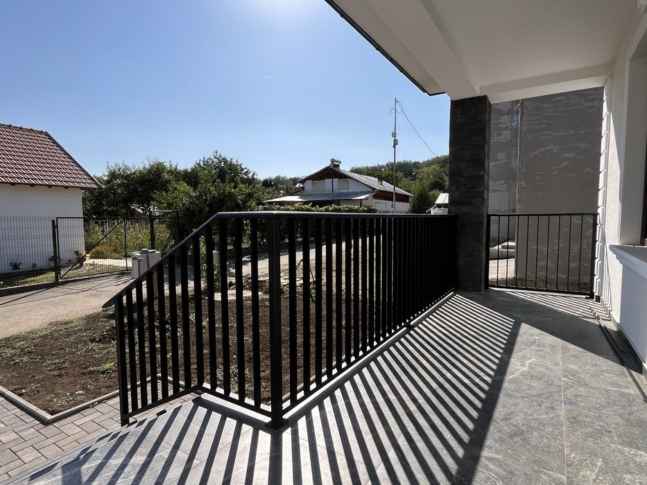 Confecții Metalice Personalizate: Porți, Garduri, Balustrade