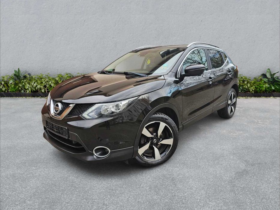 Nissan Qashqai / 2017 / 1.6 Diesel / Automat /Keyless/panoramic/Euro 6