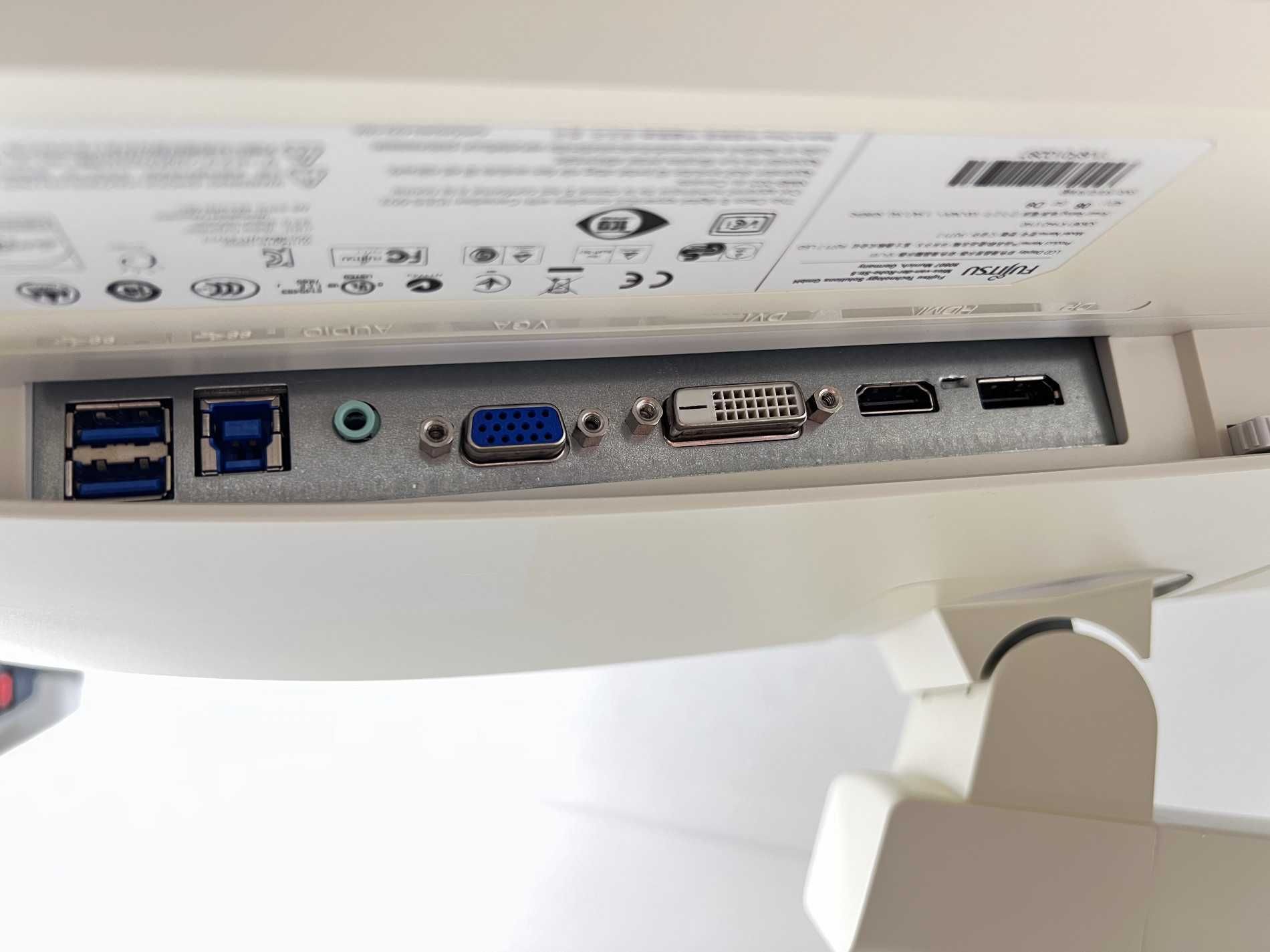 Fujitsu P27T-7 LED 27" 2560x1440 WQHD IPS/-> Добро състояние