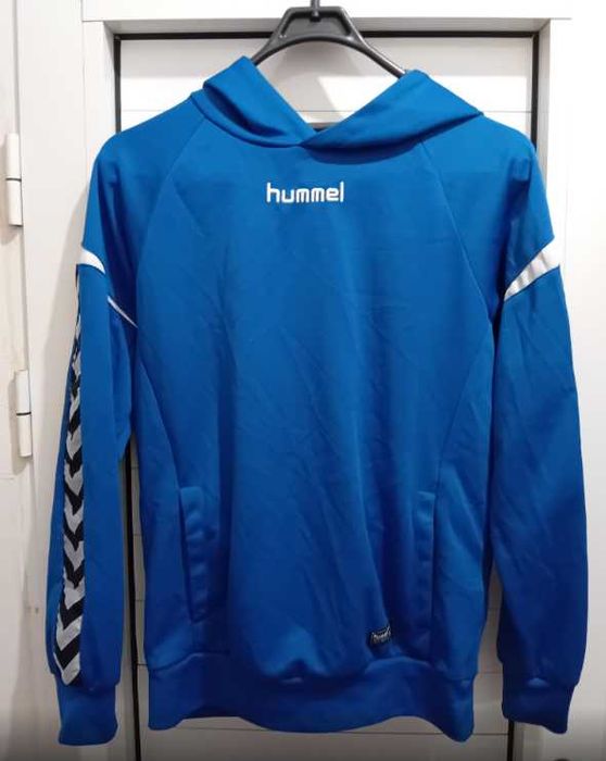 Чисто ново оригинално горнище Hummel