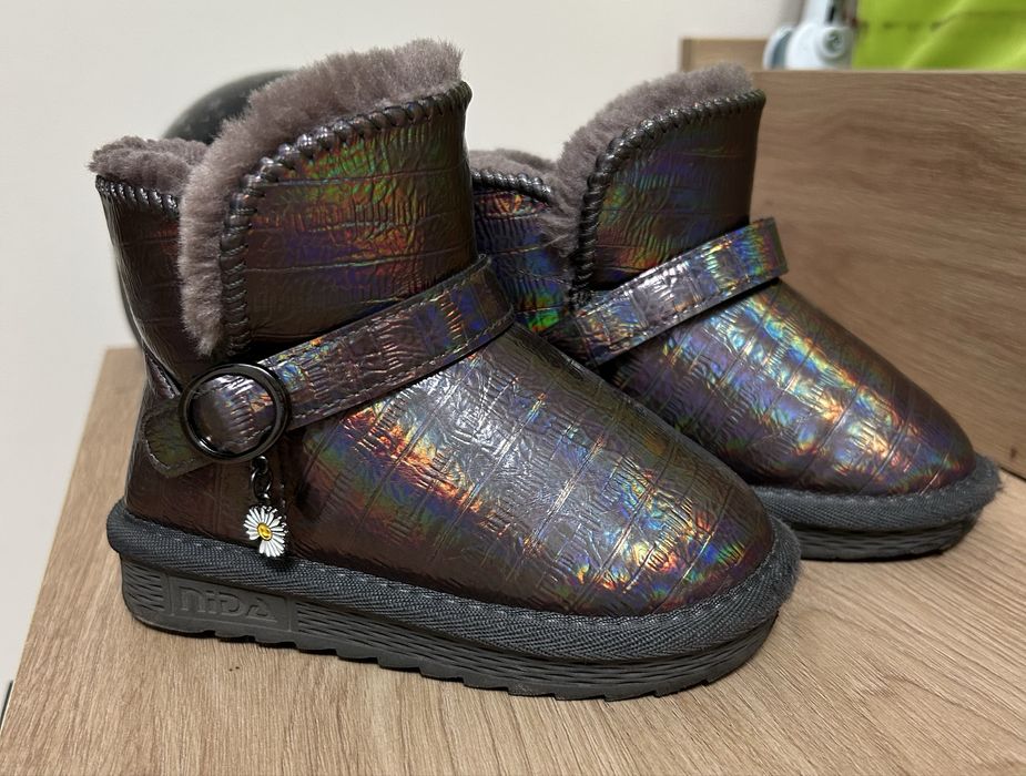 Ghete imblanite pentru fetite