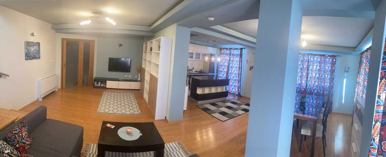Дава се под наем Мезонет в Свиленград - 200 кв.м за 1020 € - Снимка #1