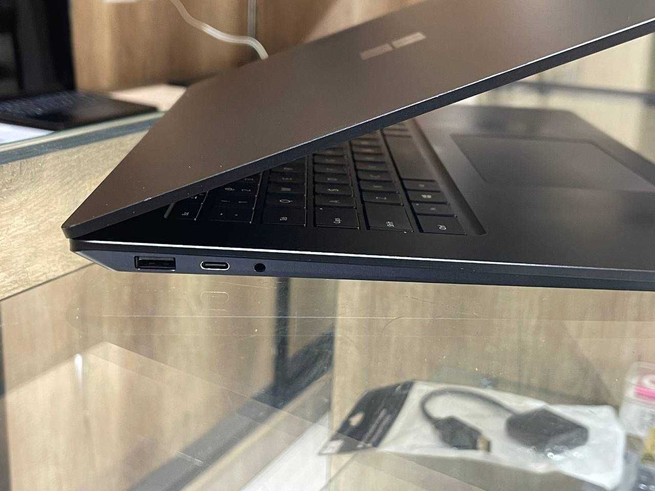 Microsost surface laptop 3 CORE i7-1065G7 ram 16 ssd 512 сенсорный