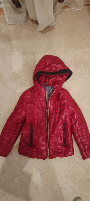 Geaca fetița 128 cm - roșie Superbă !