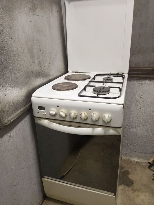 Продавам готварска печка