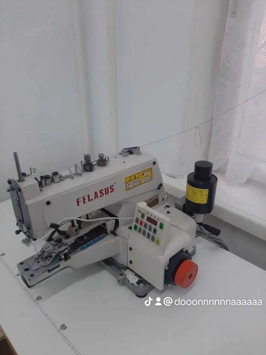 Пуговичное машина