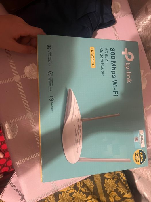 продам роутер новый