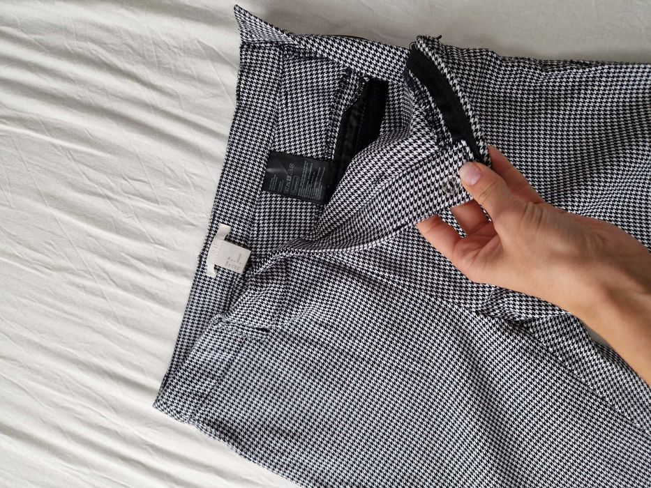 Pantaloni H&M Marimea S/36